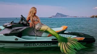 Ana Mena, Guè - Acquamarina (Official Video 2023)