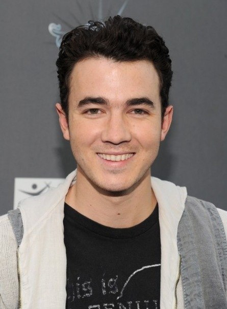 №9, Paul---Kevin Jonas, 38 лет №9, Paul---Kevin Jonas, 38 лет