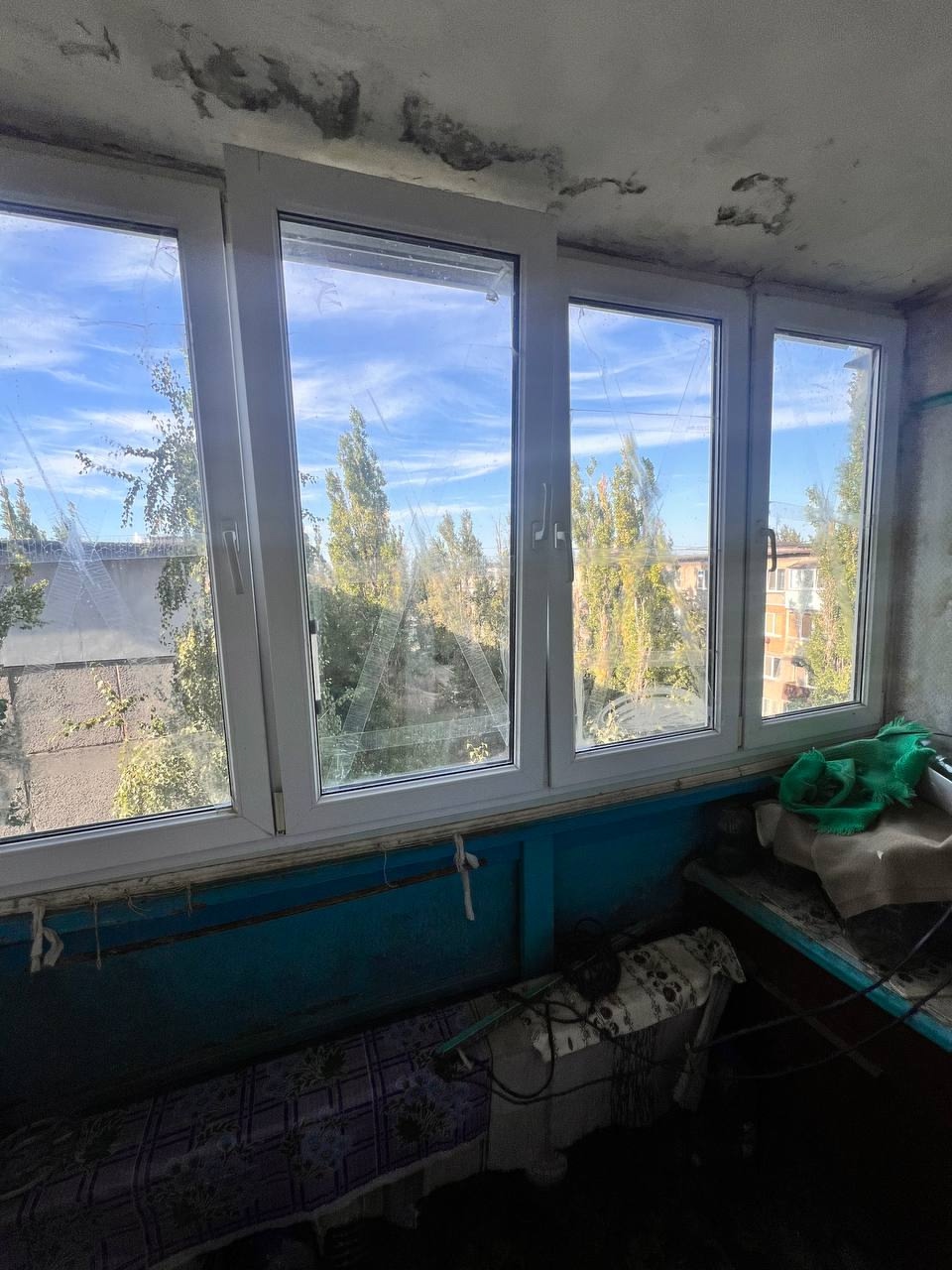 Продается 2-комнатная квартира на Горняцком Основные параметры: Общая площадь: 54.3 кв.м. Площадь кухни: 11.9 кв.м Этаж: 5/5 Санузел: Раздельный Описание: Продается светлая и просторная двухкомнатная квартира в кирпичном доме. Ключевые преимущества: Документы: Российское свидетельство (выписка из ЕГРН). Догов...